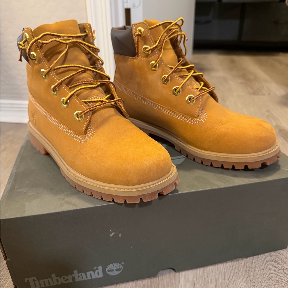 Timberland Classic Tan Boots